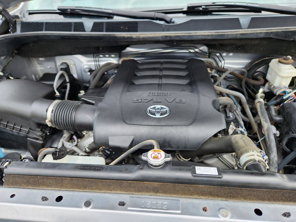 Used 2018 Toyota Tundra SR5 w/ TRD Off Road Package AWD/4WD image 32