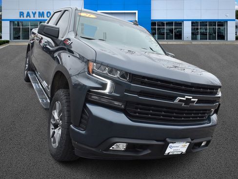 Used 2021 Chevrolet Silverado 1500 RST image 9