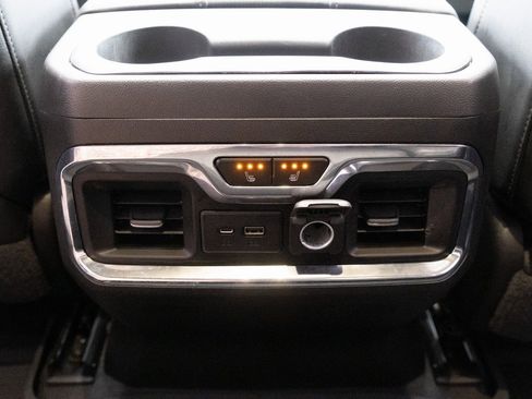 Used 2023 Chevrolet Silverado 3500 High Country image 19