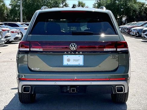New 2026 Volkswagen Atlas Peak Edition AWD/4WD image 6