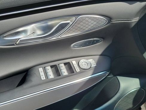 Used 2023 Genesis Electrified GV70 AWD Advance image 19