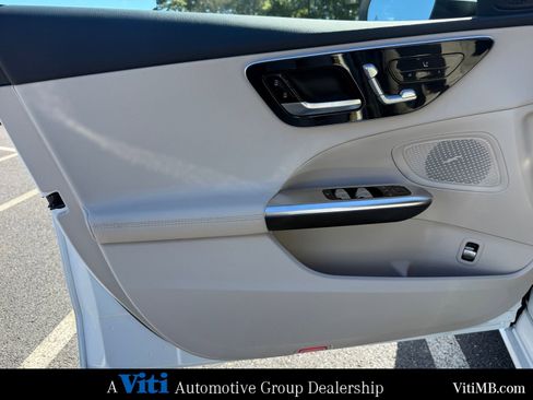 Certified 2022 Mercedes-Benz C 300 4MATIC Sedan image 15