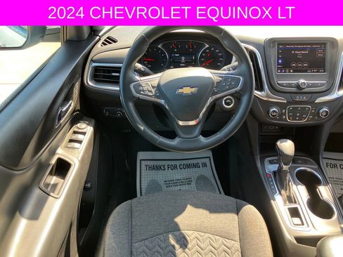 Used 2024 Chevrolet Equinox LT AWD/4WD image 25