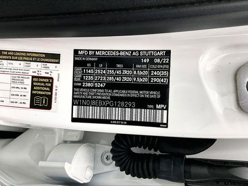 Certified 2023 Mercedes-Benz GLC 300 White image 33