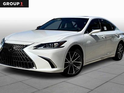 New 2025 Lexus ES 350 w/ Premium Package