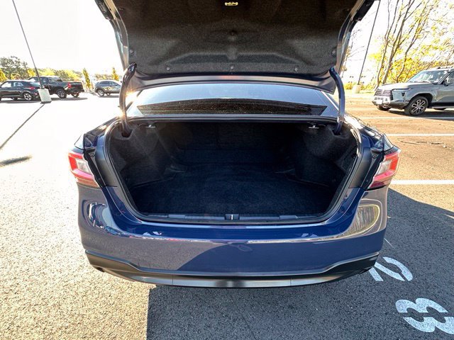 Used 2025 Subaru Legacy Premium AWD/4WD image 15