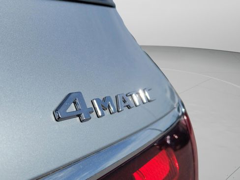 New 2026 Mercedes-Benz GLS 580 4MATIC image 34