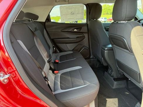 New 2026 Chevrolet TrailBlazer LT w/ Convenience Package FWD image 10