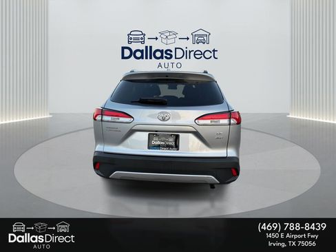 Used 2023 Toyota Corolla Cross LE image 7