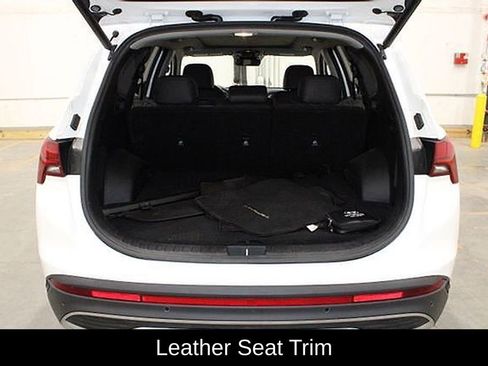 Used 2022 Hyundai Santa Fe SEL Premium w/ Cargo Package image 17