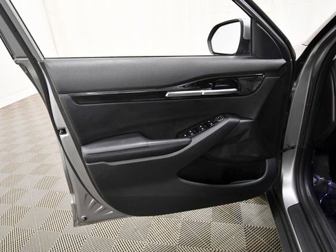 Certified 2023 Kia Seltos S w/ Navigation Package image 13