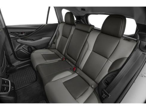 Used 2025 Subaru Outback Onyx Edition image 17