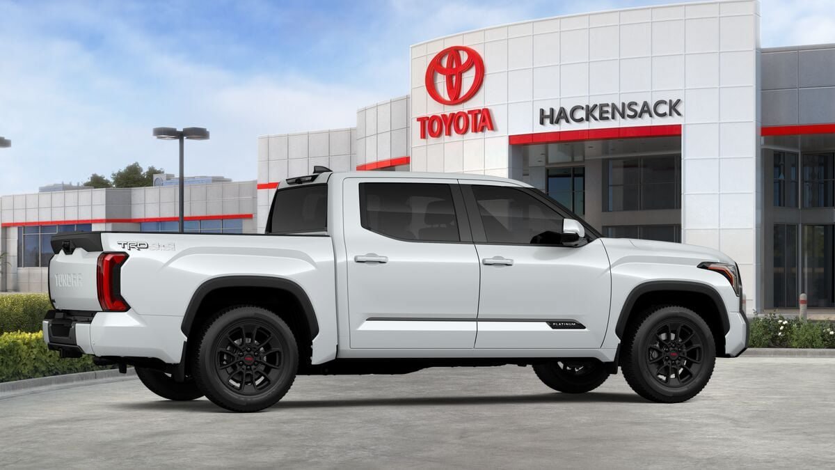New 2026 Toyota Tundra Platinum w/ TRD Off-Road Package AWD/4WD image 11