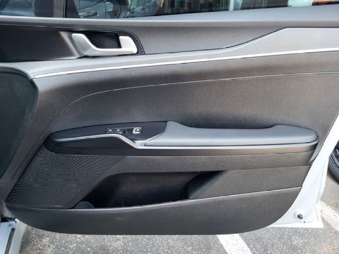 Used 2023 Kia K5 GT-Line image 28