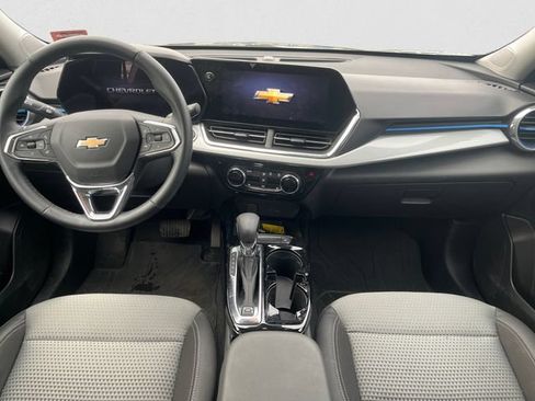 Used 2026 Chevrolet Trax LT w/ Driver Confidence Package FWD image 10