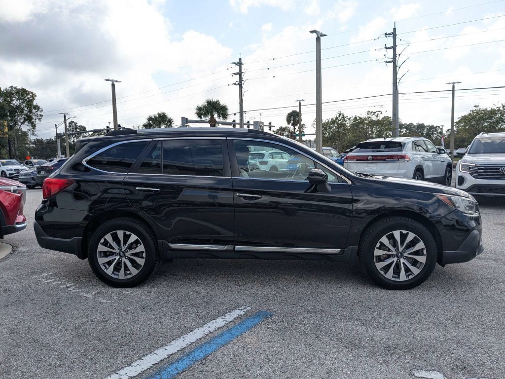 Used 2019 Subaru Outback 3.6R Touring AWD/4WD image 7
