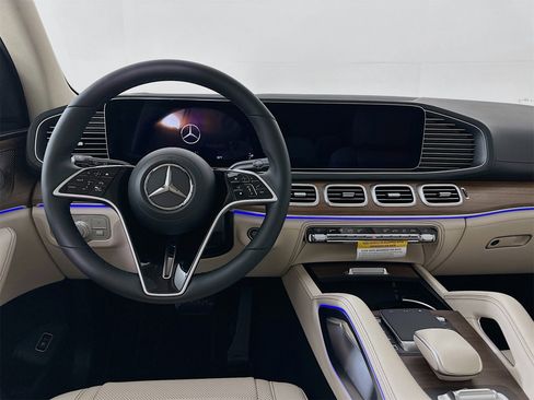 New 2026 Mercedes-Benz GLS 450 GLS 450 image 25