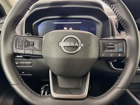 Used 2026 Nissan Rogue SL AWD/4WD image 17