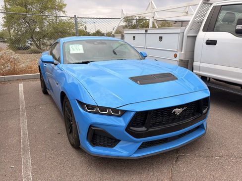 Used 2024 Ford Mustang GT RWD image 3