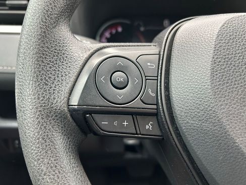 Used 2024 Toyota RAV4 XLE image 20