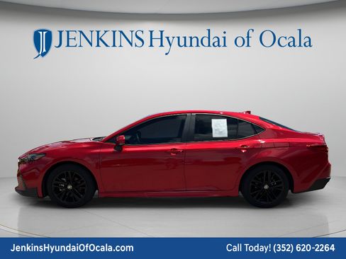 Used 2025 Toyota Camry SE w/ Multimedia Upgrade Package FWD image 6