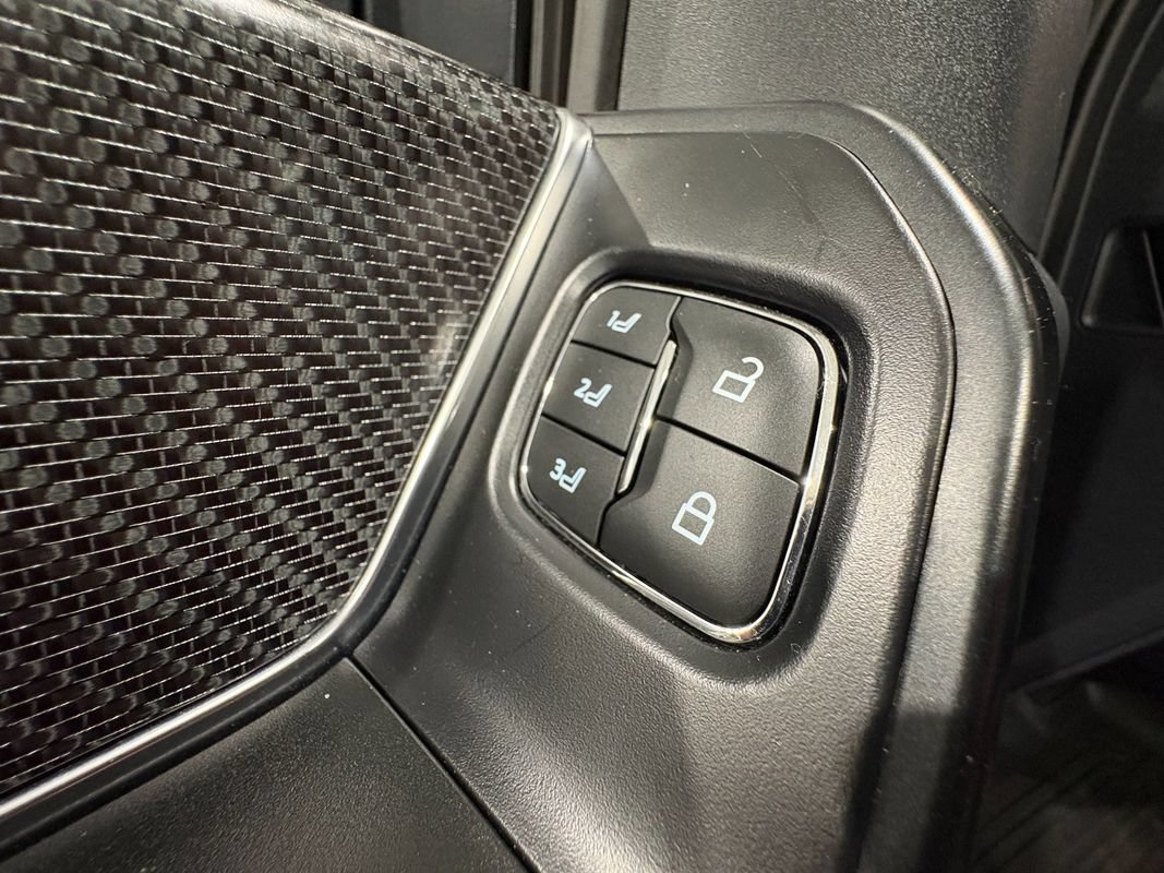 Used 2022 Ford F150 Raptor w/ Raptor 37 Performance Package AWD/4WD image 39