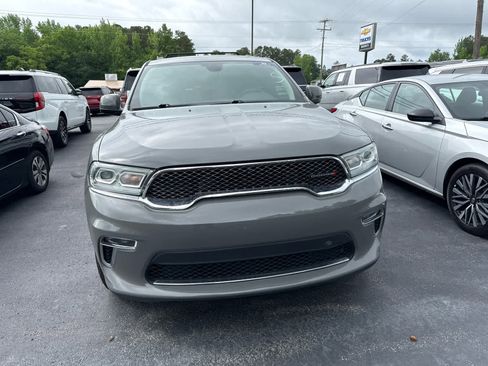 Used 2022 Dodge Durango SXT w/ Trailer Tow Group IV AWD/4WD image 4