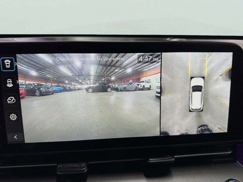 Used 2024 Hyundai Kona Limited image 38