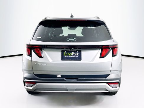 Used 2025 Hyundai Tucson SEL FWD image 7