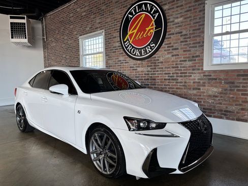 Used 2017 Lexus IS 200t image 27