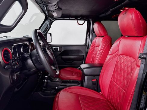 Used 2019 Jeep Wrangler Unlimited Sport S AWD/4WD image 18