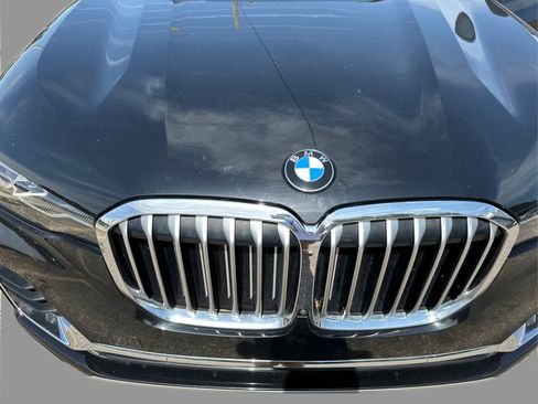 Used 2021 BMW X7 xDrive40i w/ Executive Package AWD/4WD image 38