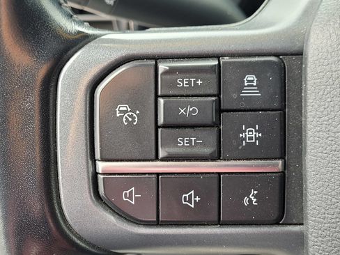 Used 2023 Ford F250 Lariat w/ Lariat Ultimate Package AWD/4WD image 25