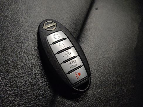 Used 2022 Nissan Rogue SL FWD image 32