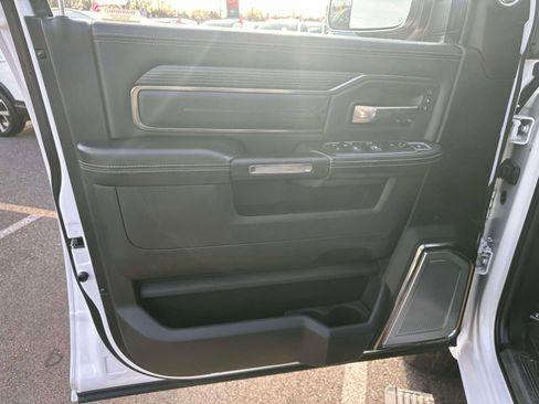 Used 2020 RAM 2500 Limited image 17