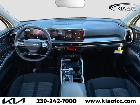 New 2026 Kia Sorento LX image 16