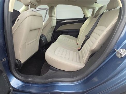 Used 2018 Ford Fusion S image 28