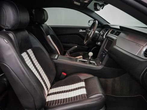 Used 2014 Ford Mustang Shelby GT500 w/ Equipment Group 821A RWD image 21