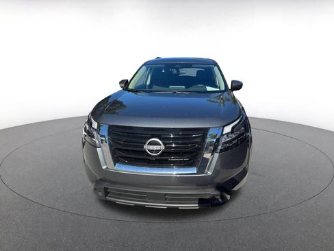 Used 2025 Nissan Pathfinder SV AWD/4WD image 7