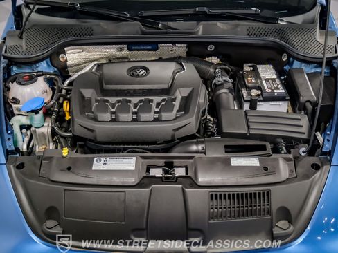 Used 2019 Volkswagen Beetle 2.0T Final Edition SEL image 3