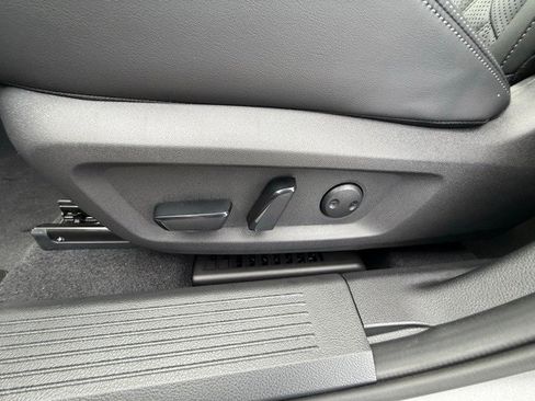 New 2026 Nissan Rogue Platinum w/ Platinum Premium Package image 13