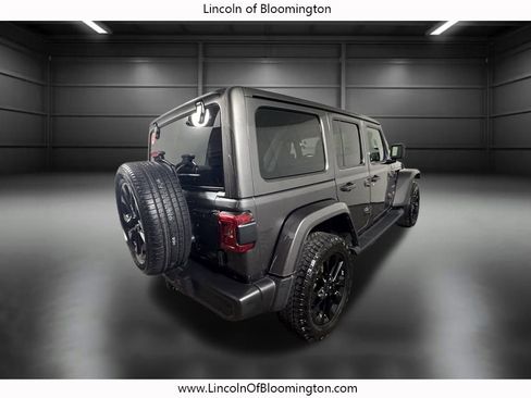 Used 2021 Jeep Wrangler Unlimited Sahara w/ Cold Weather Group image 7