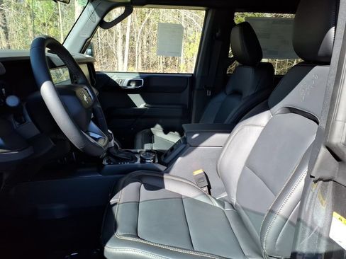 New 2026 Ford Bronco Badlands AWD/4WD image 8