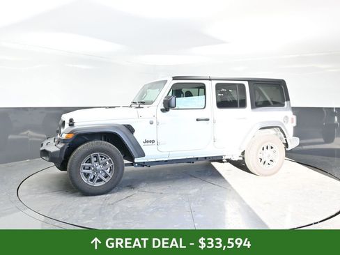 Used 2025 Jeep Wrangler Sport S image 11