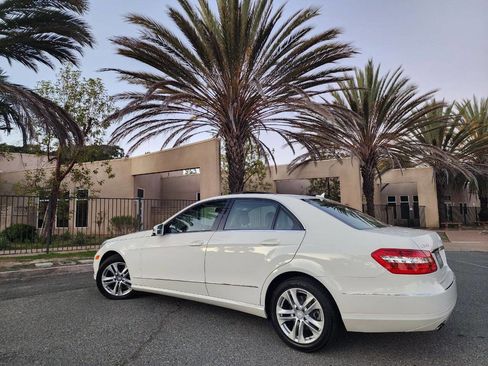 Used 2010 Mercedes-Benz E 350 Sedan image 5