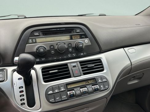 Used 2010 Honda Odyssey EX-L image 18