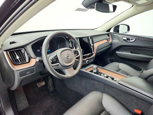 Used 2023 Volvo XC60 B5 Plus w/ Climate Package image 16