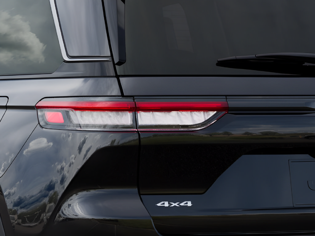 New 2027 Jeep Grand Cherokee Limited w/ Technology Group II AWD/4WD image 10