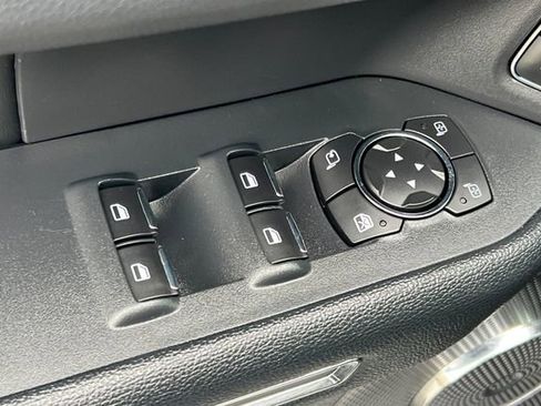 Used 2022 Ford Expedition XLT w/ Equipment Group 202A image 12