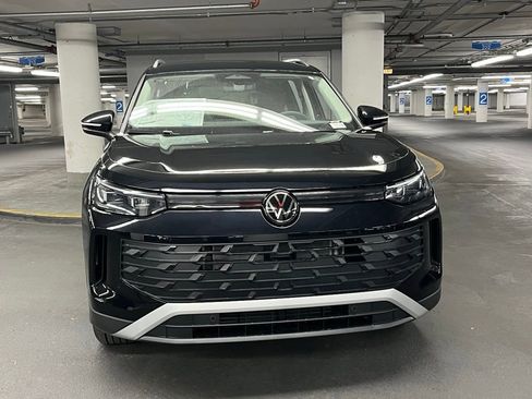New 2026 Volkswagen Tiguan S AWD/4WD image 32